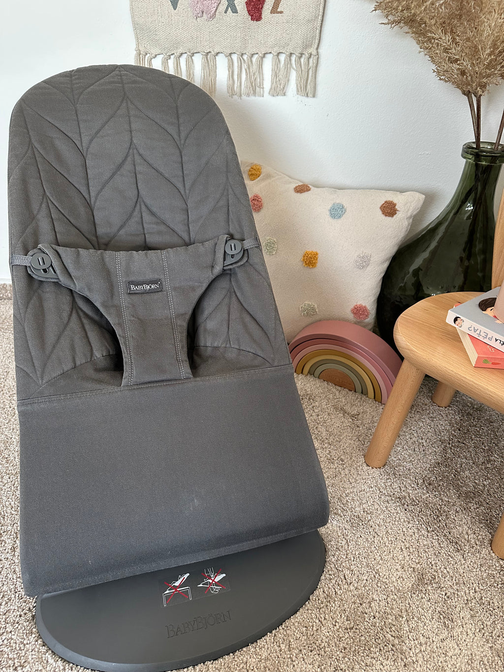 BabyBjörn lehátko Bliss Woven Petal Antracite