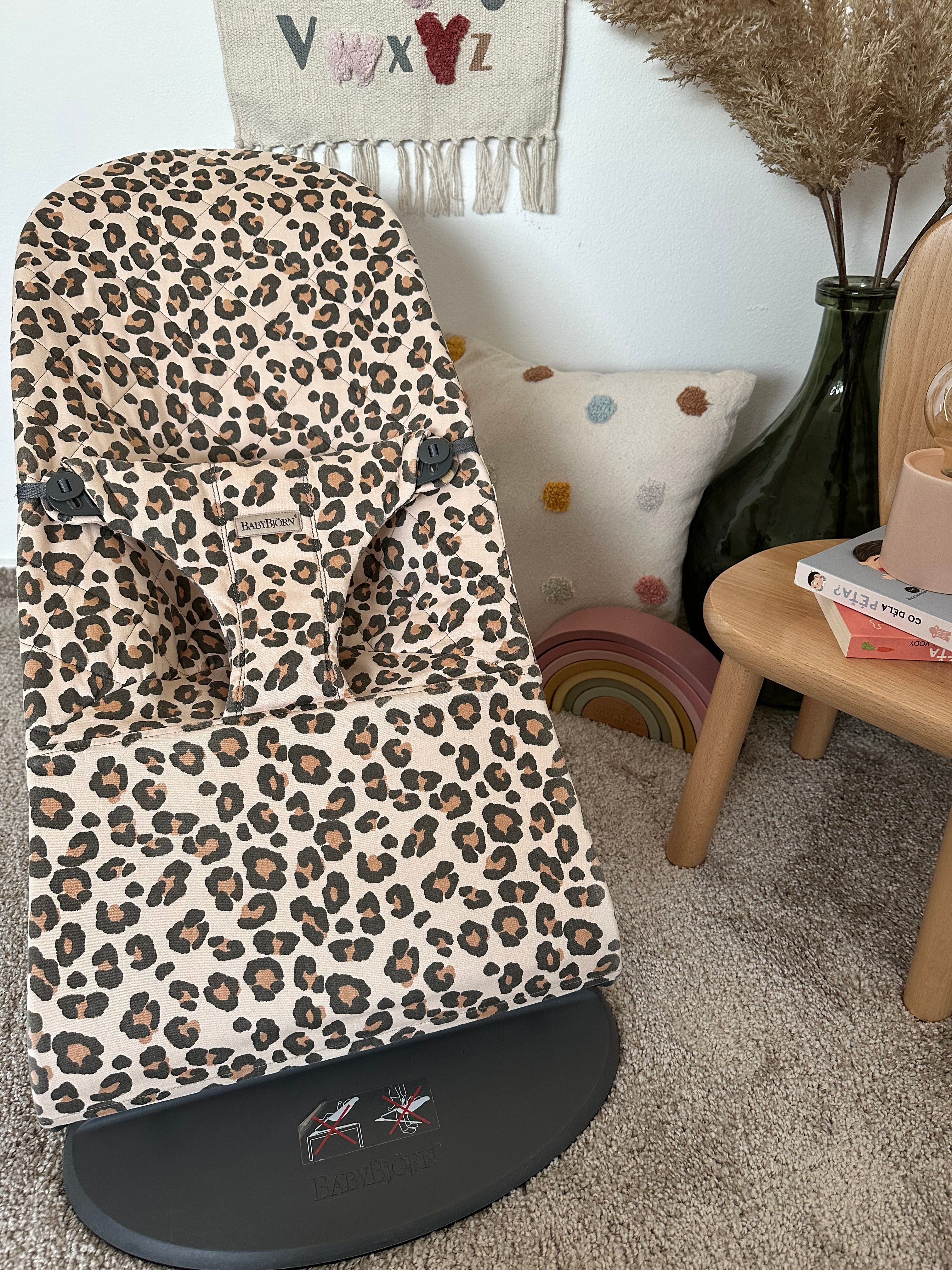 BabyBjörn lehátko Bliss Woven Leopard